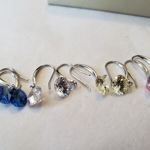 𝅺JTV set of 4 earrings